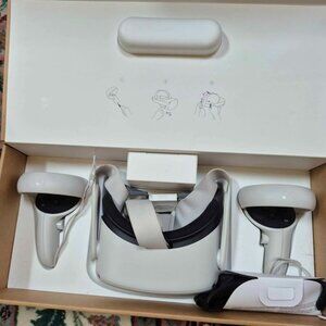Meta Quest 2 128 GB Virtual Reality Headset
